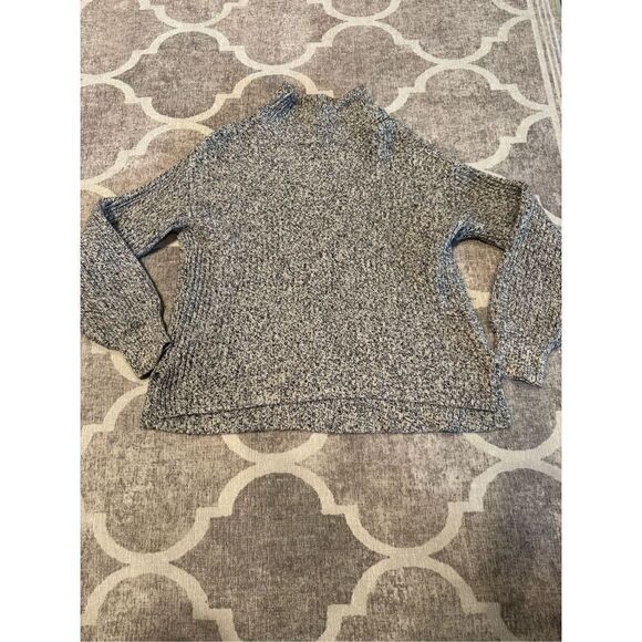 H&M wool blend mock neck oversized cable knit sweater size xs - Picture 1 of 6